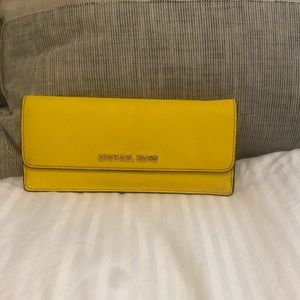 MICHAEL KORS Leather Wallet